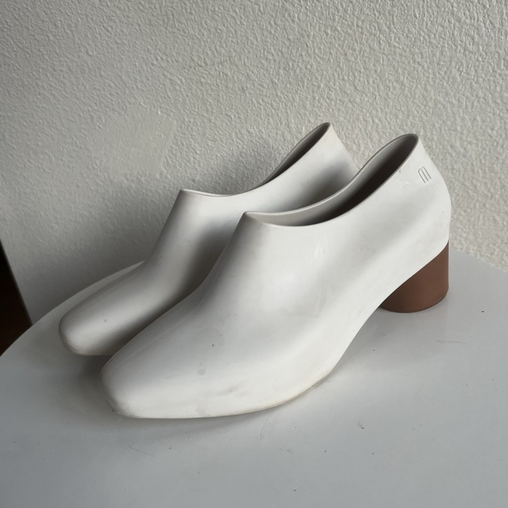 Melissa Mid Bootie‎ 6 EU 37 White Rubber Heels Ankle Boots Pull on Waterproof